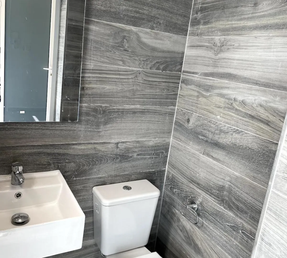 The Old Mint House Sleeps 15 Villa Valletta Holiday home